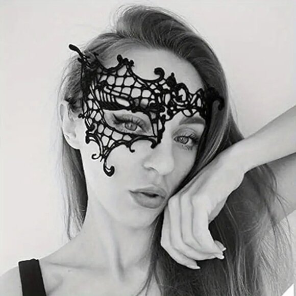 Black Venetian Lace Eye Mask Mardi Gras Carnival Masquerade Cosplay - Picture 1 of 2